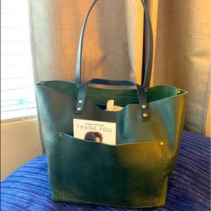 New AP Portland leather goods large classic tote forest green.